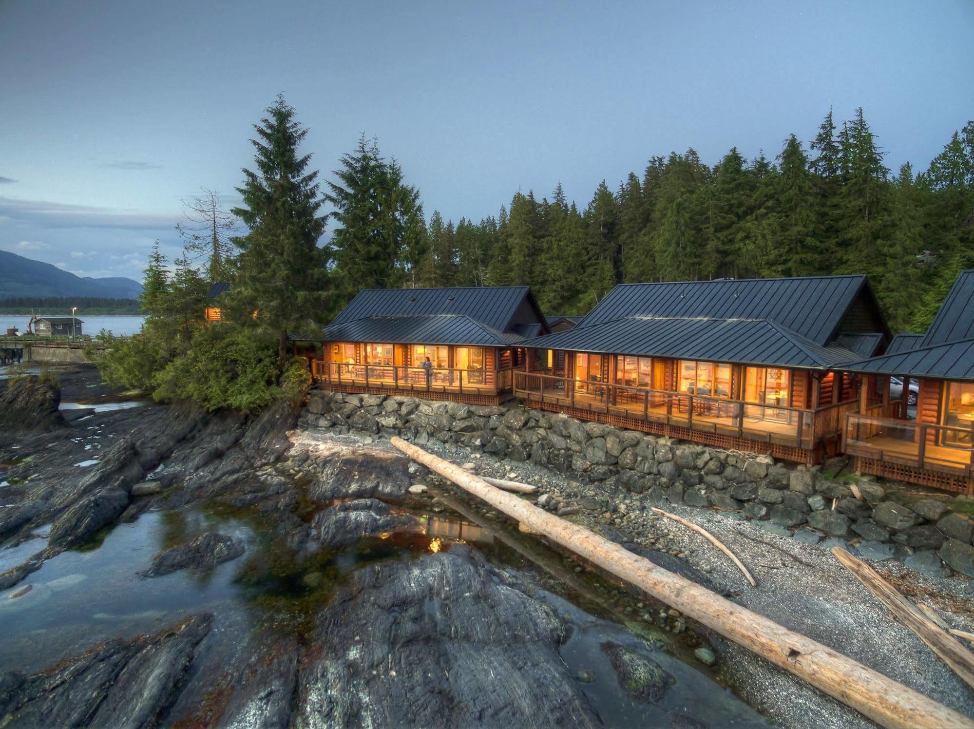 Wild Renfrew Seaside Cottages ポート・レンフルー エクステリア 写真