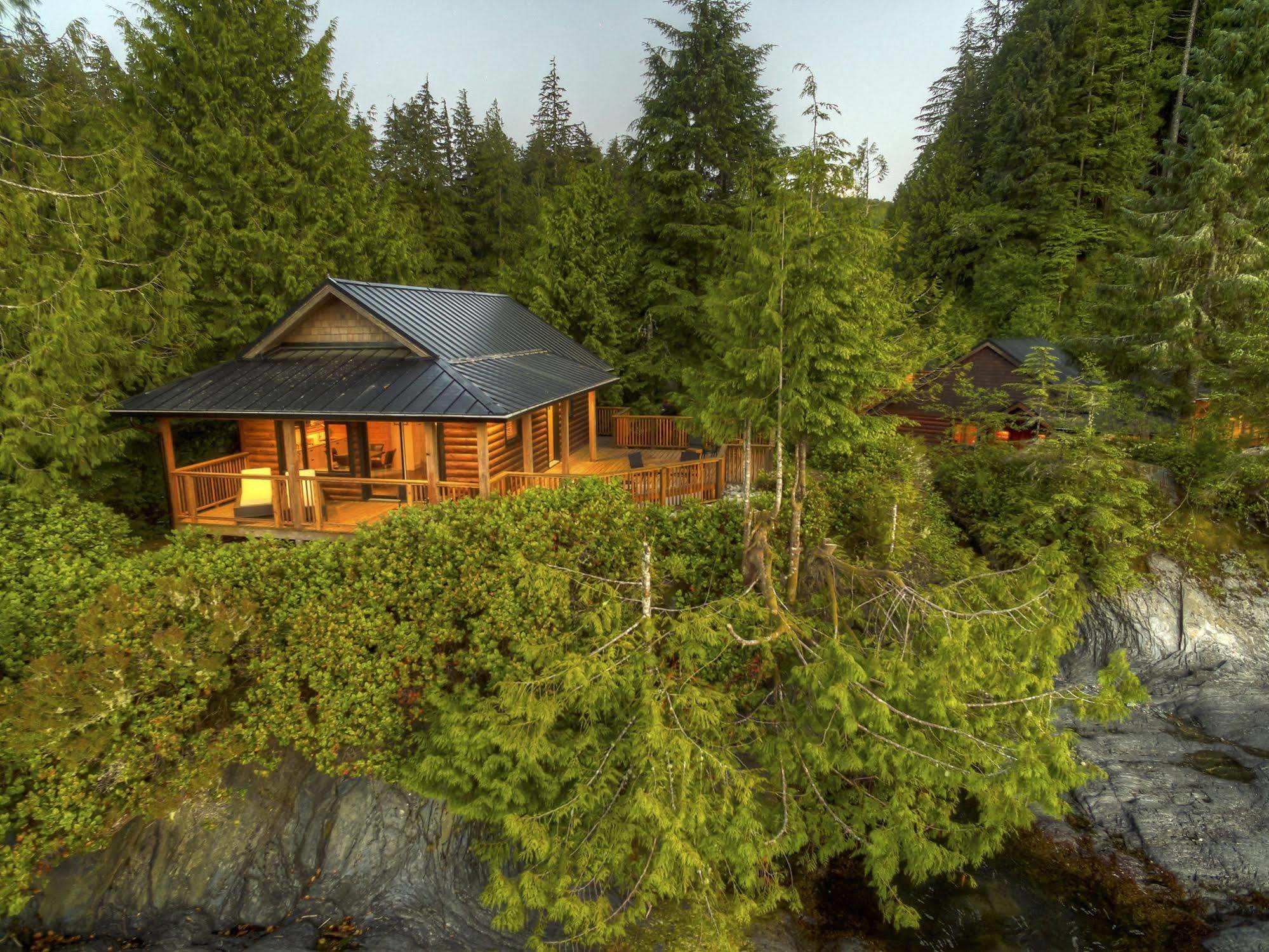 Wild Renfrew Seaside Cottages ポート・レンフルー エクステリア 写真