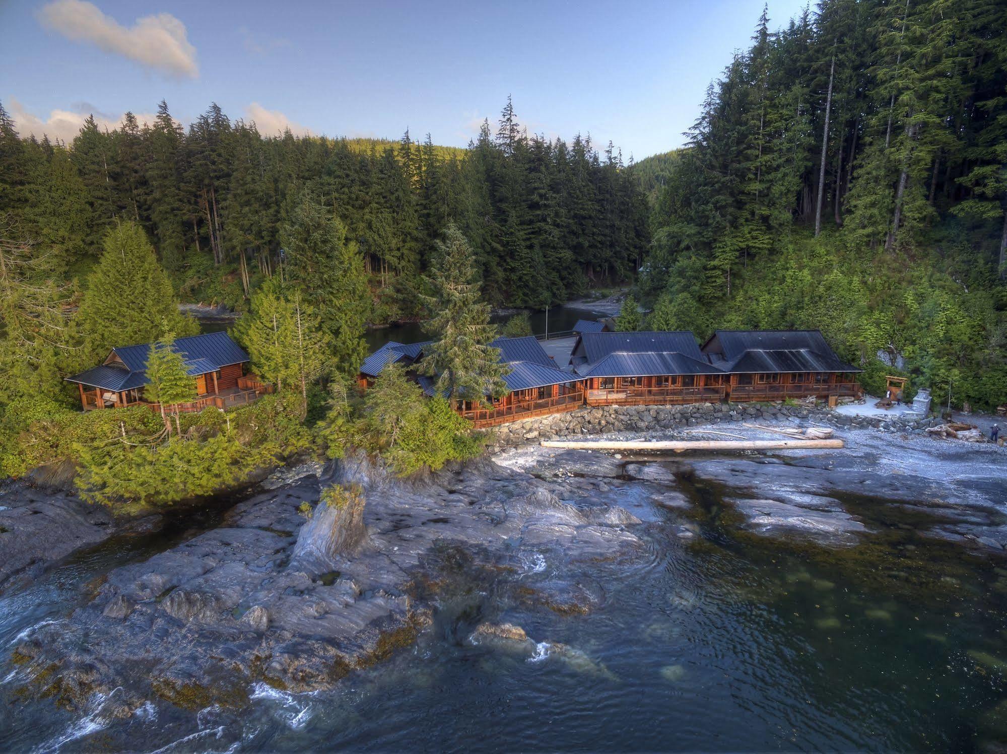 Wild Renfrew Seaside Cottages ポート・レンフルー エクステリア 写真